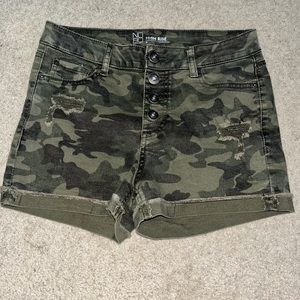 Army styled shorts